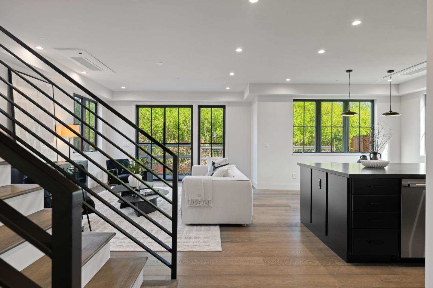 Detail Gallery Image 7 of 43 For 535 Creekside Ct Lot 3,  Half Moon Bay,  CA 94019 - 4 Beds | 3/1 Baths