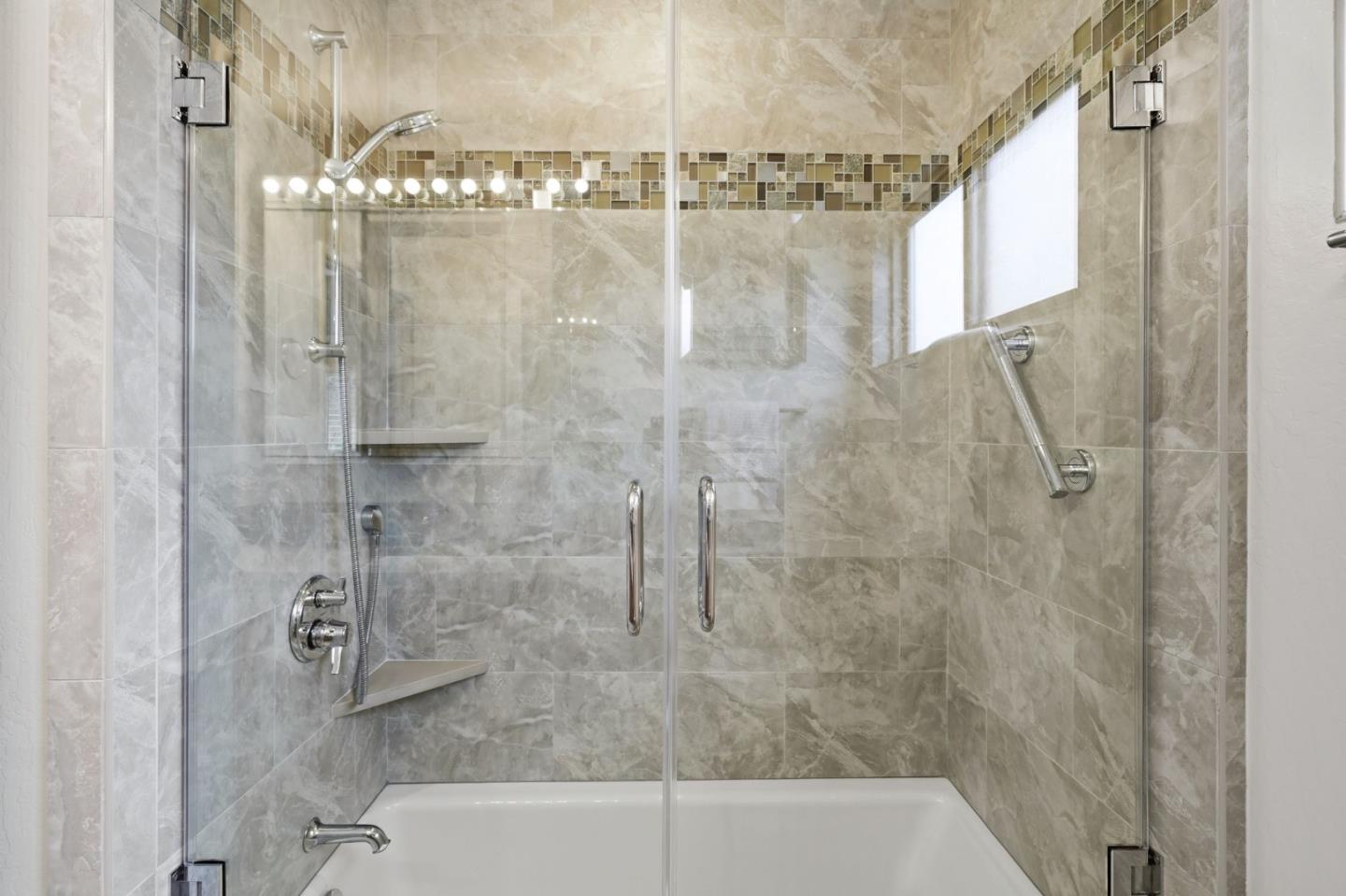 Detail Gallery Image 23 of 29 For 5492 Castle Glen Ave, San Jose,  CA 95129 - 3 Beds | 2 Baths