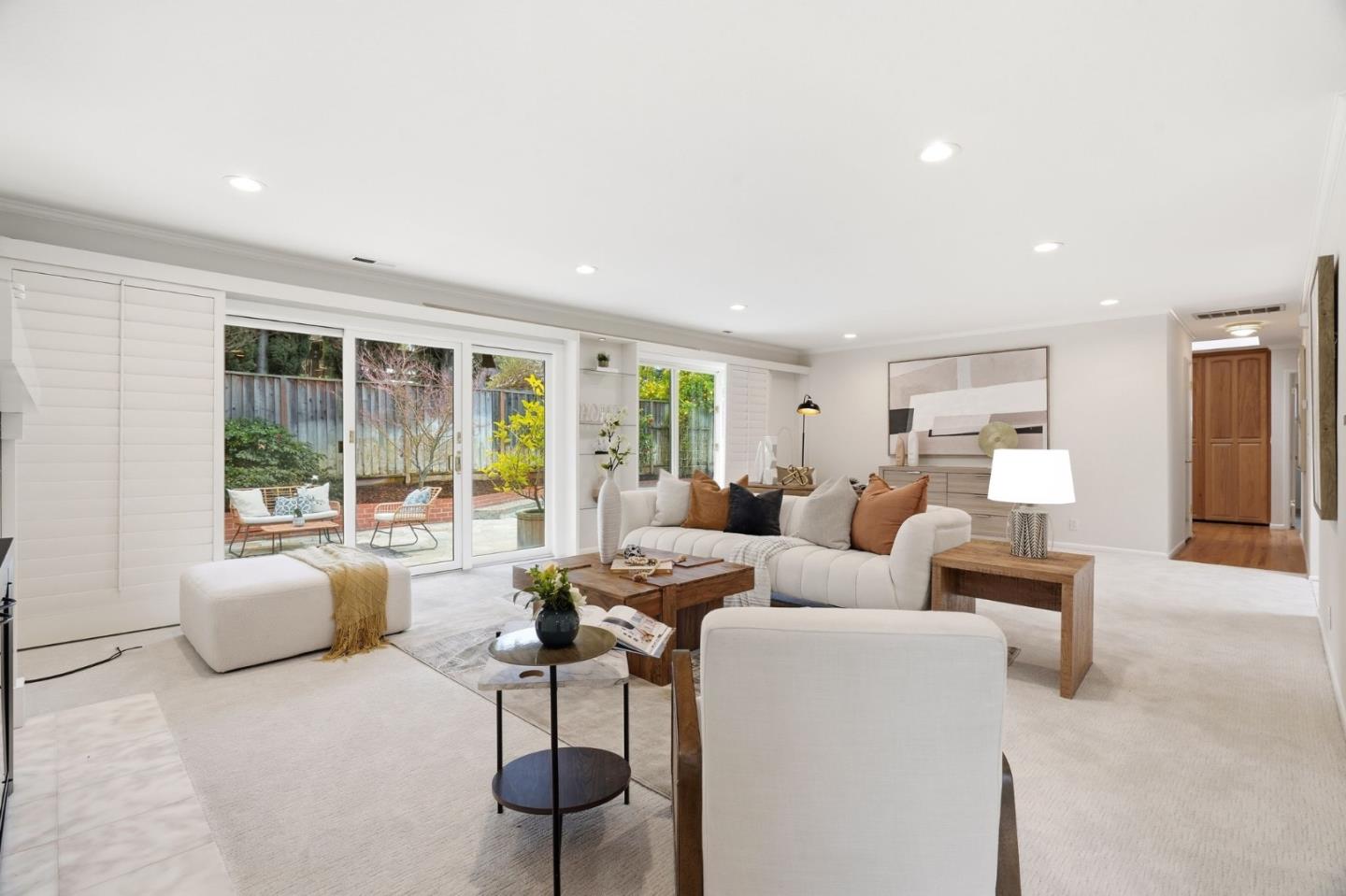 Detail Gallery Image 3 of 29 For 5492 Castle Glen Ave, San Jose,  CA 95129 - 3 Beds | 2 Baths