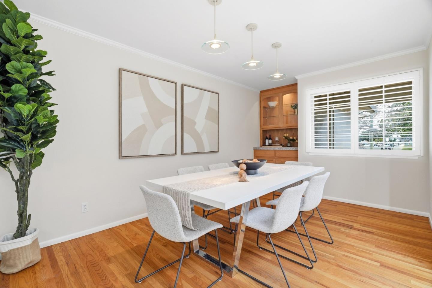 Detail Gallery Image 6 of 29 For 5492 Castle Glen Ave, San Jose,  CA 95129 - 3 Beds | 2 Baths