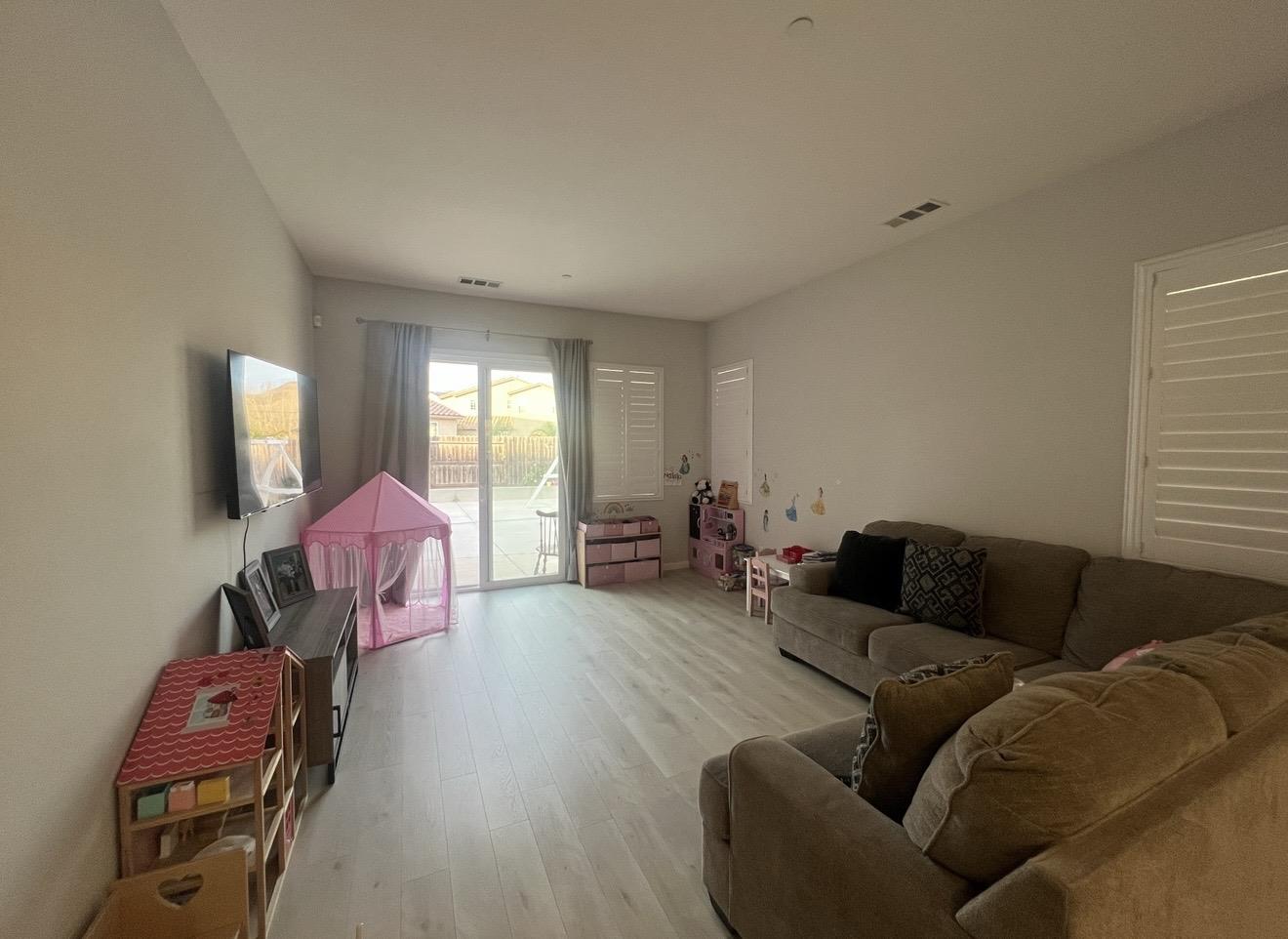 Detail Gallery Image 4 of 19 For 1311 San Antonio, Soledad,  CA 93960 - 3 Beds | 2 Baths