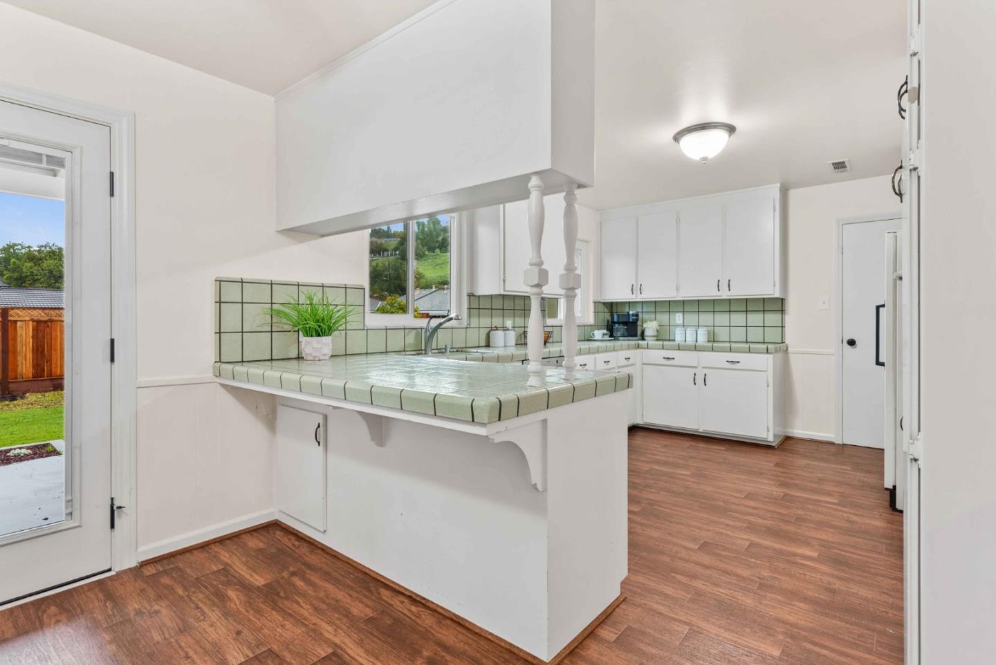 Detail Gallery Image 10 of 33 For 4145 Golf Dr, San Jose,  CA 95127 - 3 Beds | 1 Baths