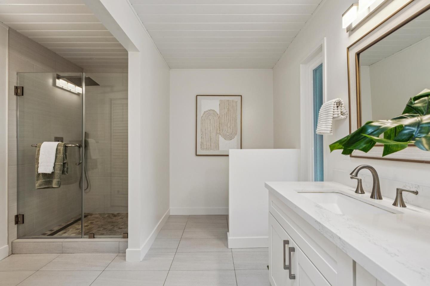 Detail Gallery Image 12 of 37 For 15684 Apollo Heights Ct, Saratoga,  CA 95070 - 5 Beds | 3 Baths