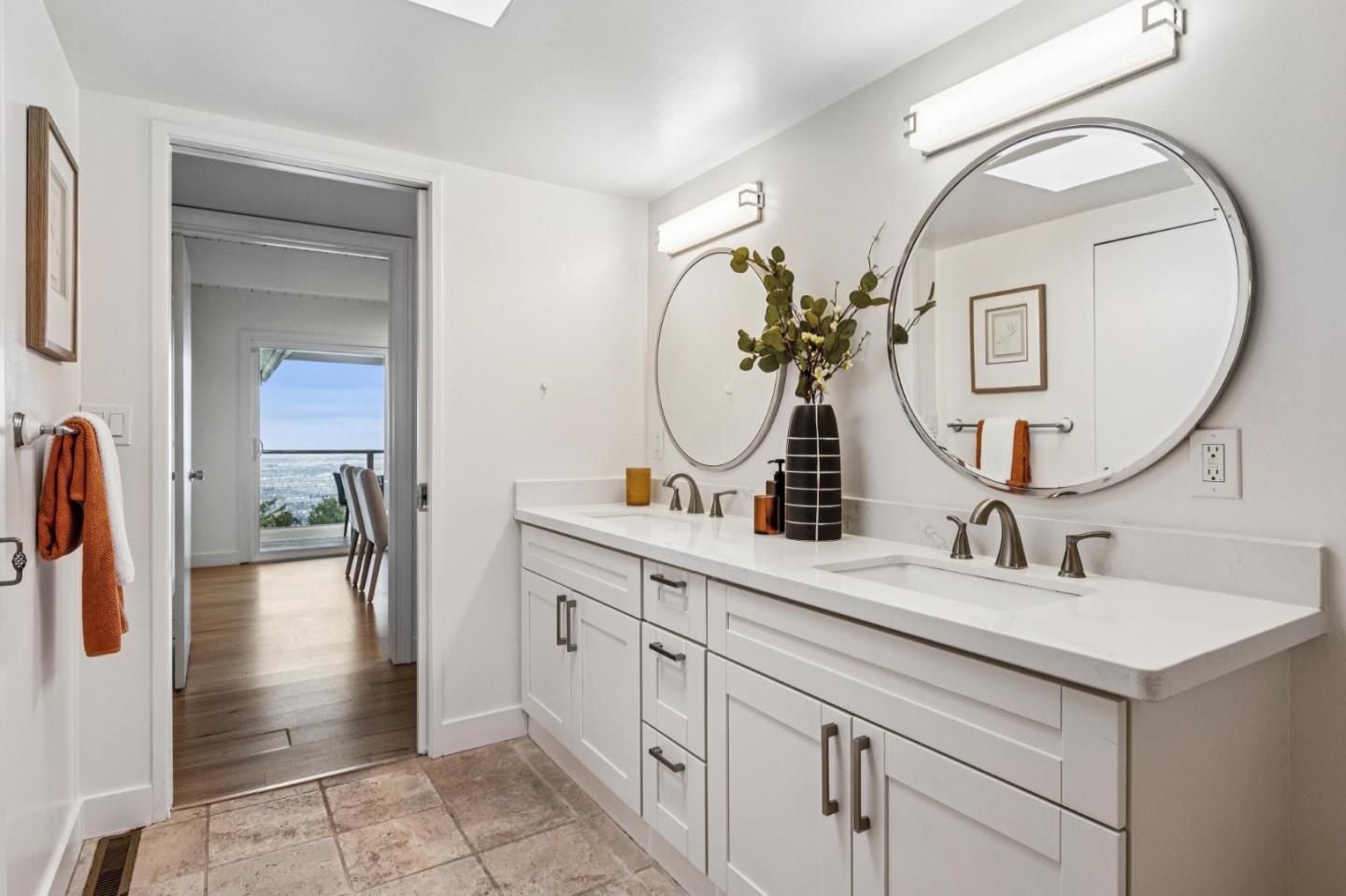 Detail Gallery Image 16 of 37 For 15684 Apollo Heights Ct, Saratoga,  CA 95070 - 5 Beds | 3 Baths