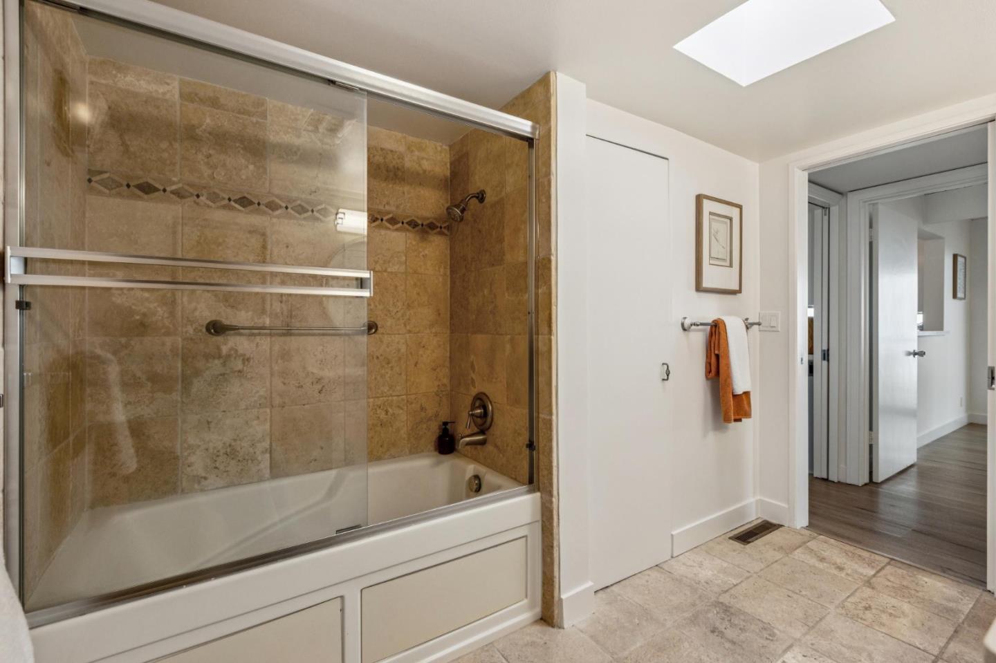 Detail Gallery Image 17 of 37 For 15684 Apollo Heights Ct, Saratoga,  CA 95070 - 5 Beds | 3 Baths