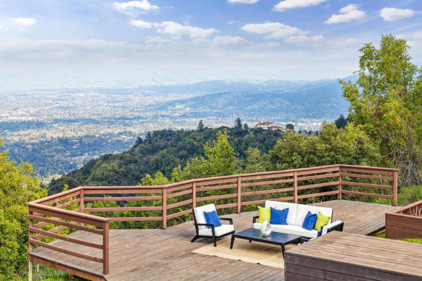 Detail Gallery Image 28 of 37 For 15684 Apollo Heights Ct, Saratoga,  CA 95070 - 5 Beds | 3 Baths