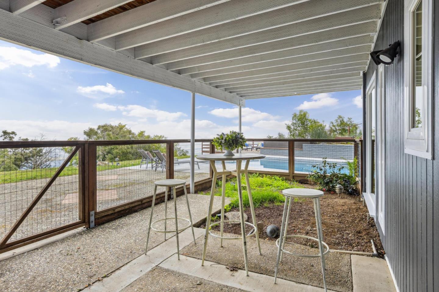 Detail Gallery Image 29 of 37 For 15684 Apollo Heights Ct, Saratoga,  CA 95070 - 5 Beds | 3 Baths