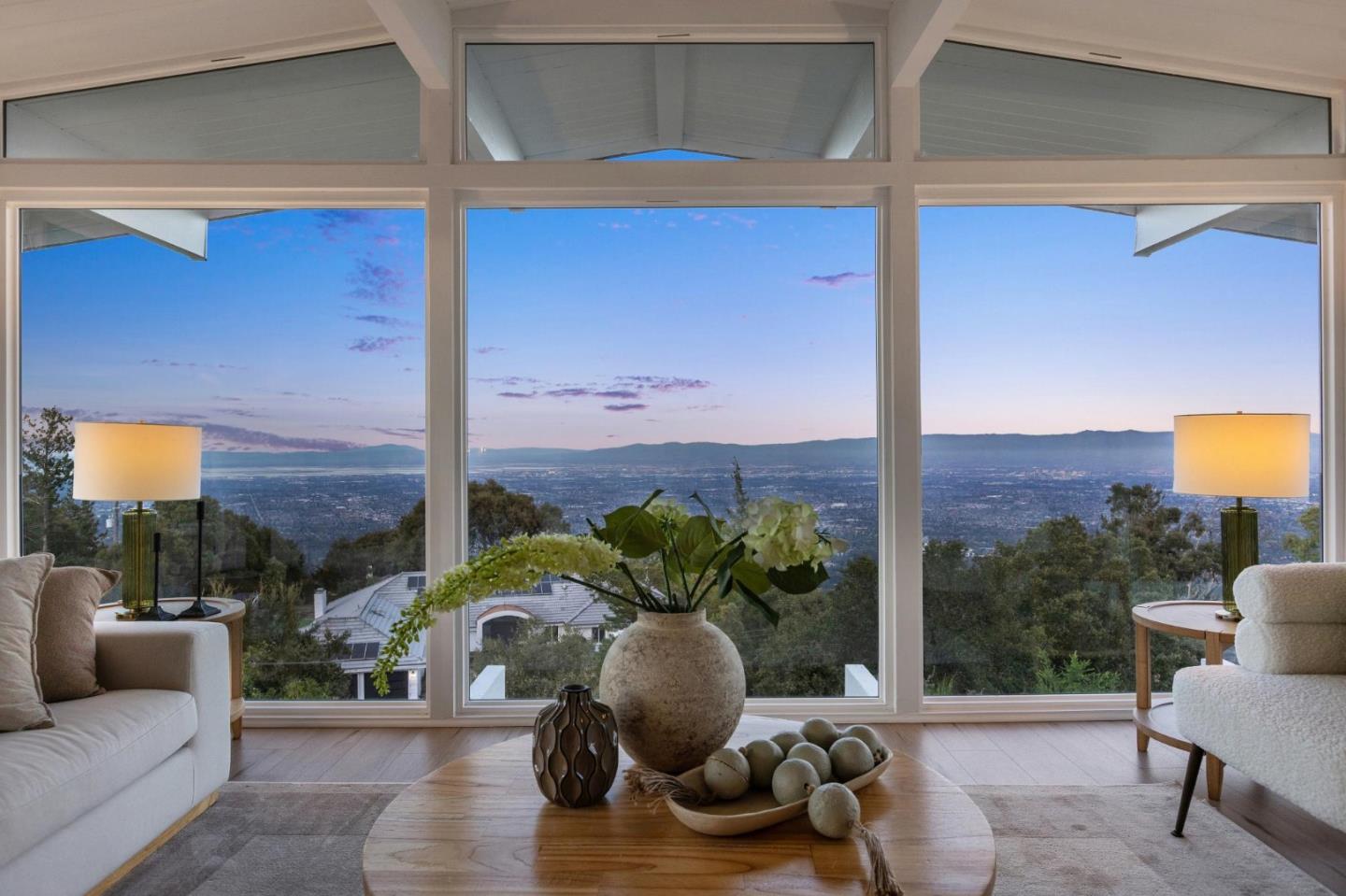 Detail Gallery Image 33 of 37 For 15684 Apollo Heights Ct, Saratoga,  CA 95070 - 5 Beds | 3 Baths