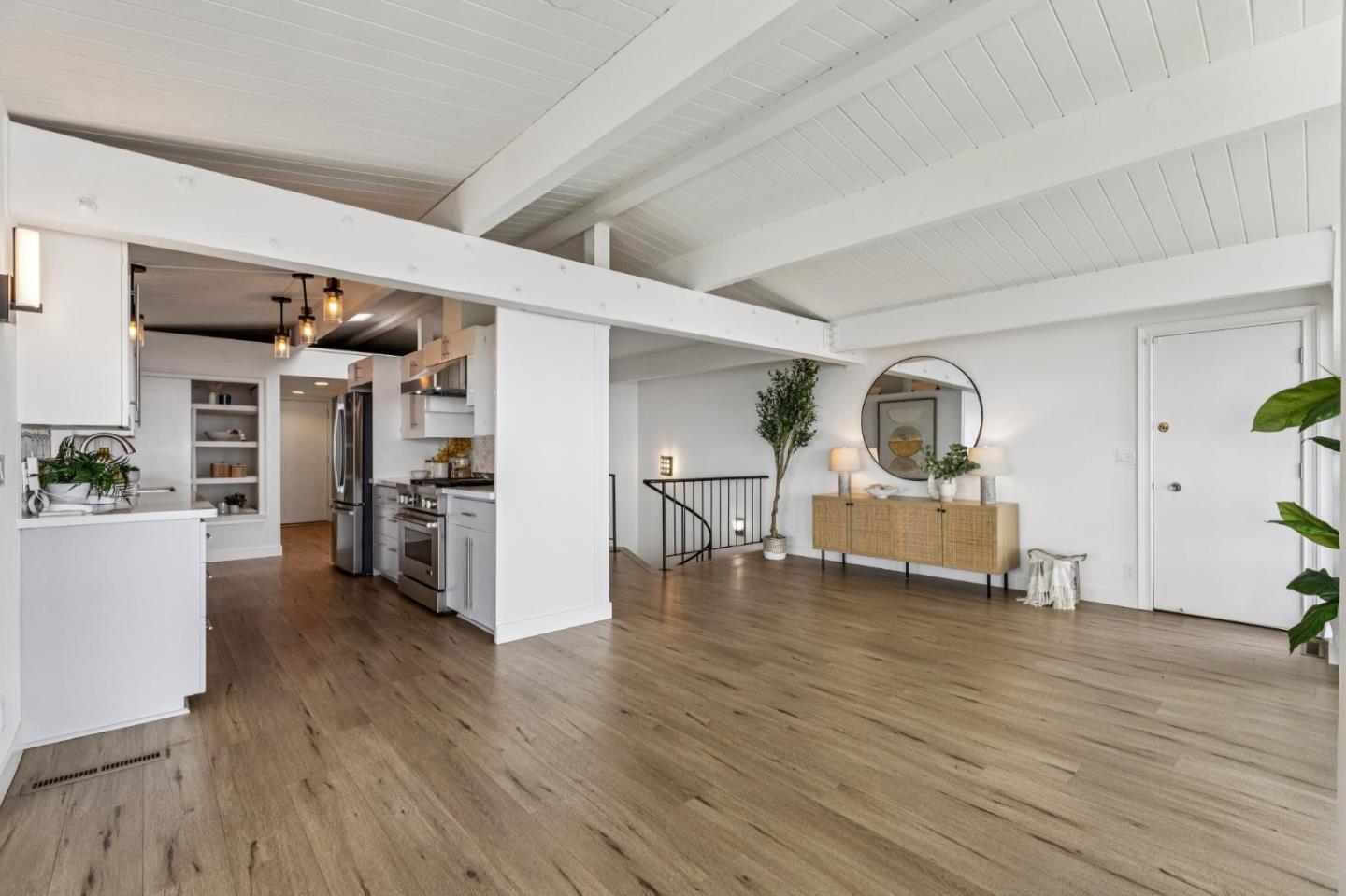 Detail Gallery Image 7 of 37 For 15684 Apollo Heights Ct, Saratoga,  CA 95070 - 5 Beds | 3 Baths