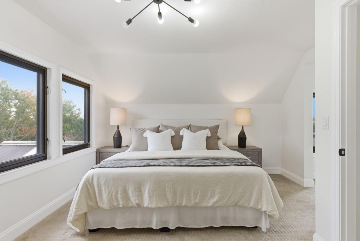 Detail Gallery Image 20 of 33 For 460 Hazel Ave, Millbrae,  CA 94030 - 5 Beds | 3 Baths