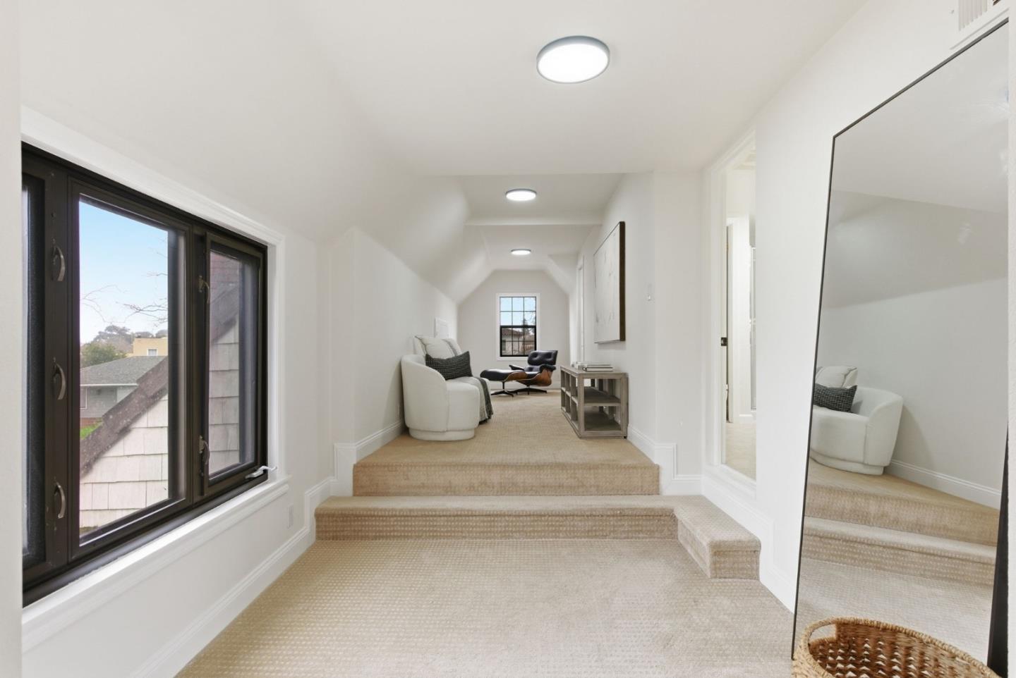 Detail Gallery Image 22 of 33 For 460 Hazel Ave, Millbrae,  CA 94030 - 5 Beds | 3 Baths