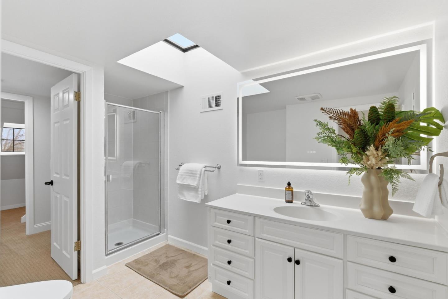 Detail Gallery Image 24 of 33 For 460 Hazel Ave, Millbrae,  CA 94030 - 5 Beds | 3 Baths