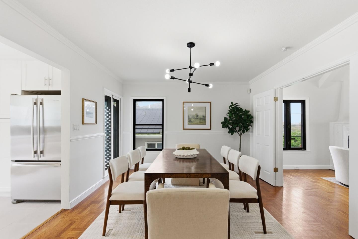 Detail Gallery Image 8 of 33 For 460 Hazel Ave, Millbrae,  CA 94030 - 5 Beds | 3 Baths