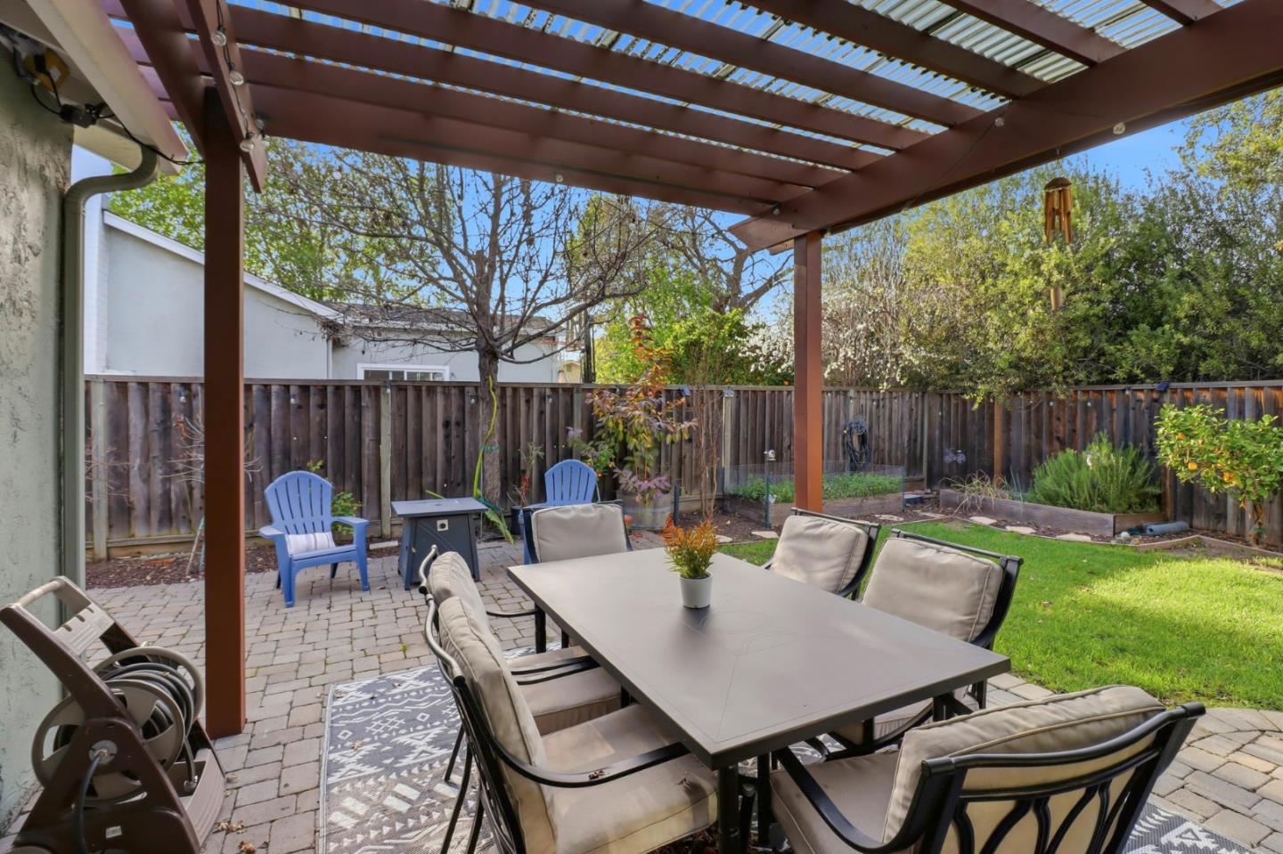 Detail Gallery Image 11 of 25 For 785 Stardust Ln, San Jose,  CA 95123 - 3 Beds | 2 Baths