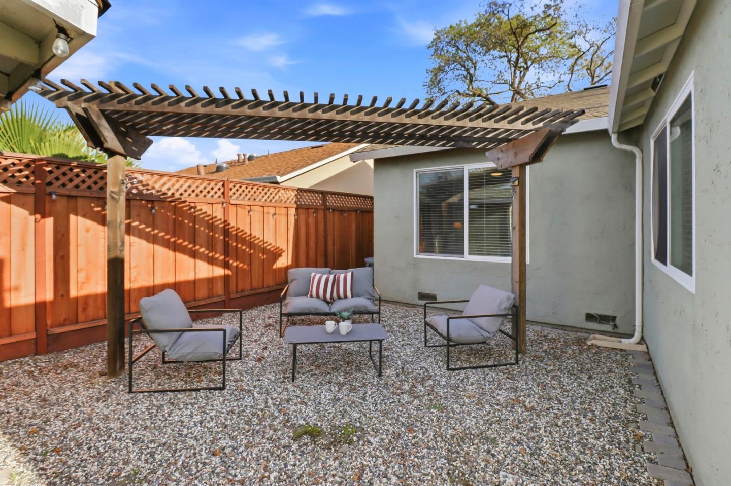 Detail Gallery Image 15 of 25 For 785 Stardust Ln, San Jose,  CA 95123 - 3 Beds | 2 Baths