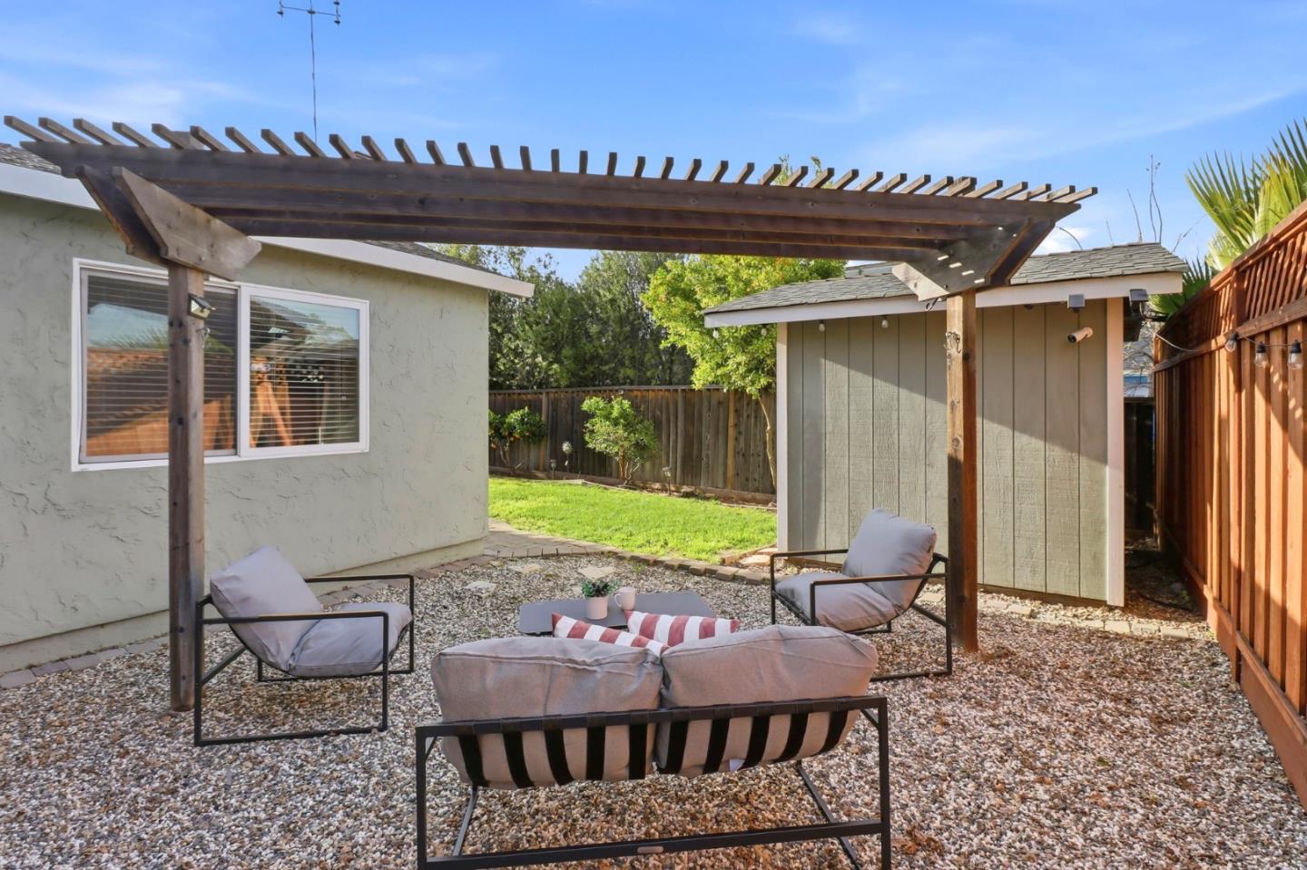 Detail Gallery Image 16 of 25 For 785 Stardust Ln, San Jose,  CA 95123 - 3 Beds | 2 Baths