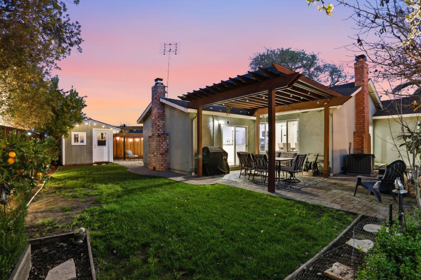 Detail Gallery Image 21 of 25 For 785 Stardust Ln, San Jose,  CA 95123 - 3 Beds | 2 Baths