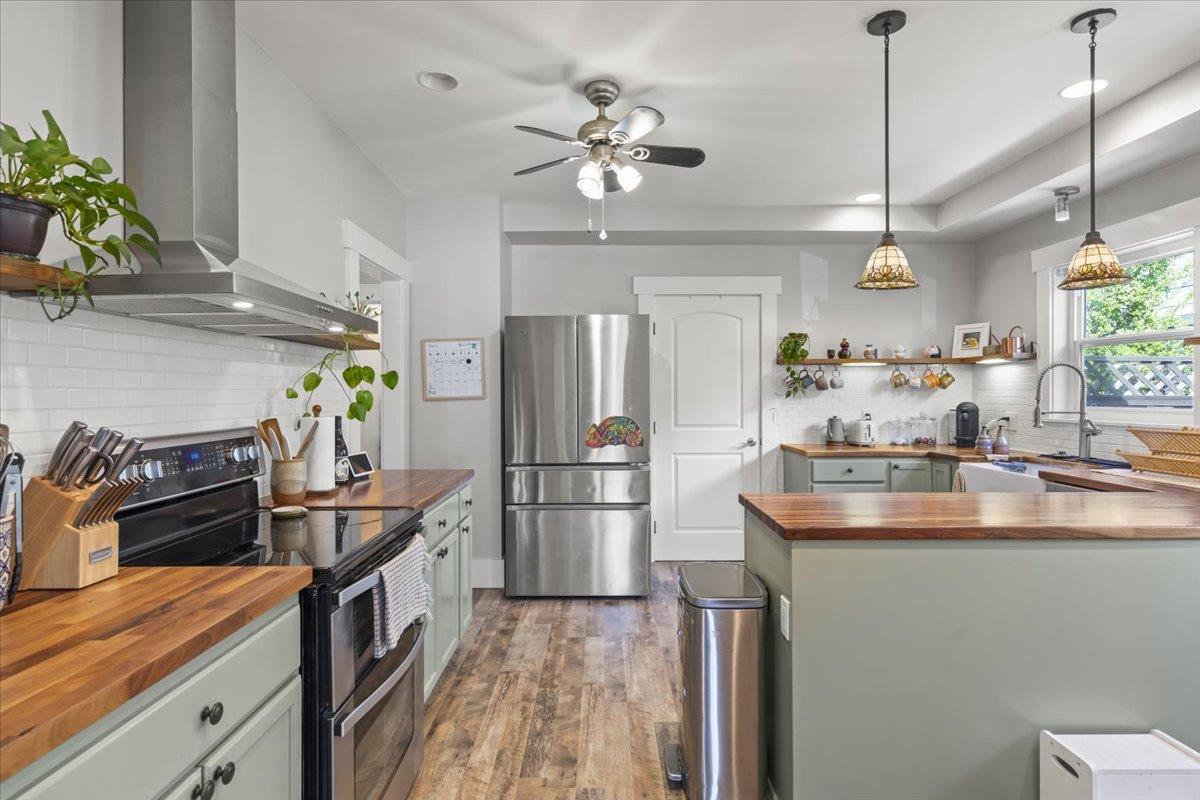 Detail Gallery Image 10 of 35 For 175 Hobson St, San Jose,  CA 95110 - 3 Beds | 2 Baths