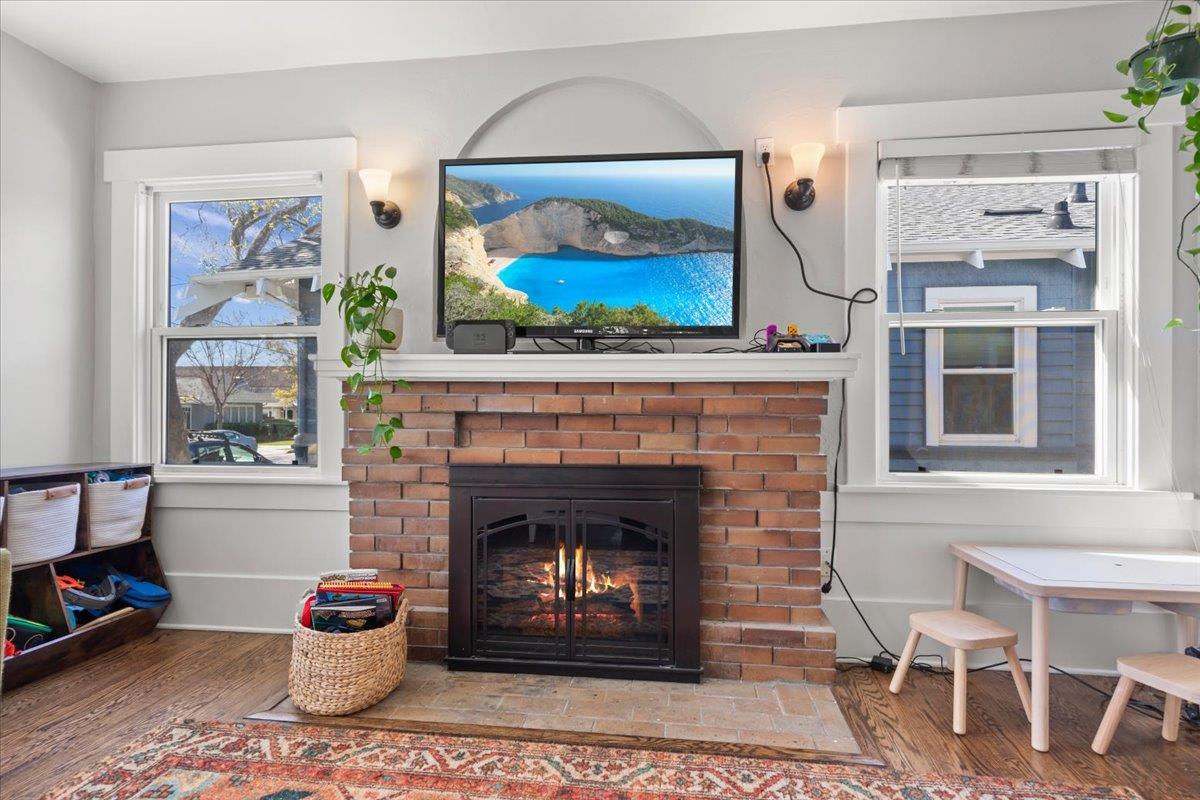 Detail Gallery Image 7 of 35 For 175 Hobson St, San Jose,  CA 95110 - 3 Beds | 2 Baths