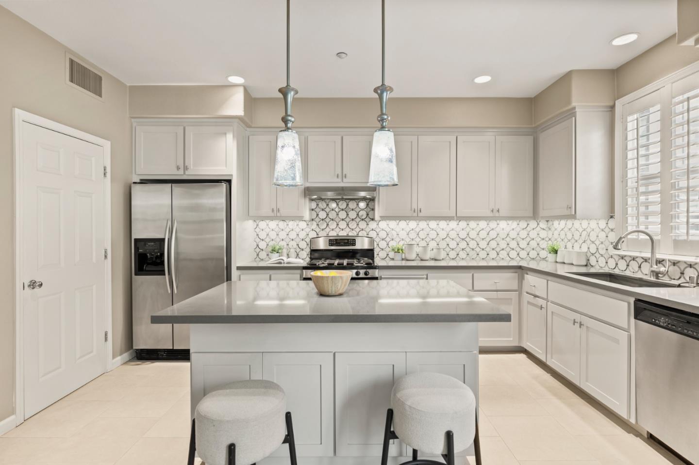 Photo #16: ML82036640 Listing: Photo #16