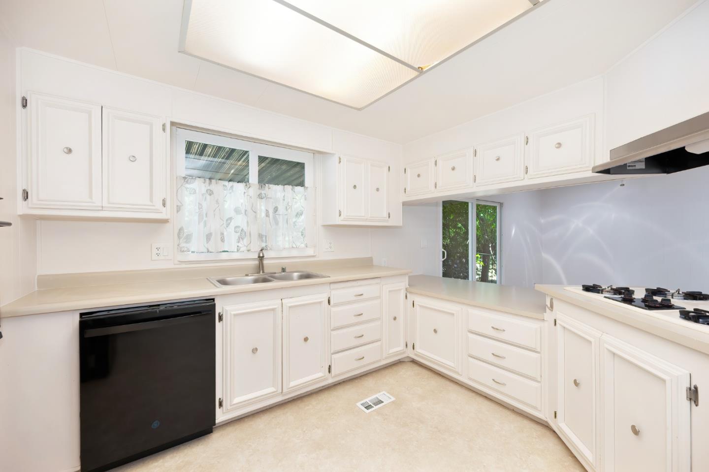 Detail Gallery Image 18 of 47 For 12339 Pepperwood #12339,  Auburn,  CA 95603 - 2 Beds | 2 Baths