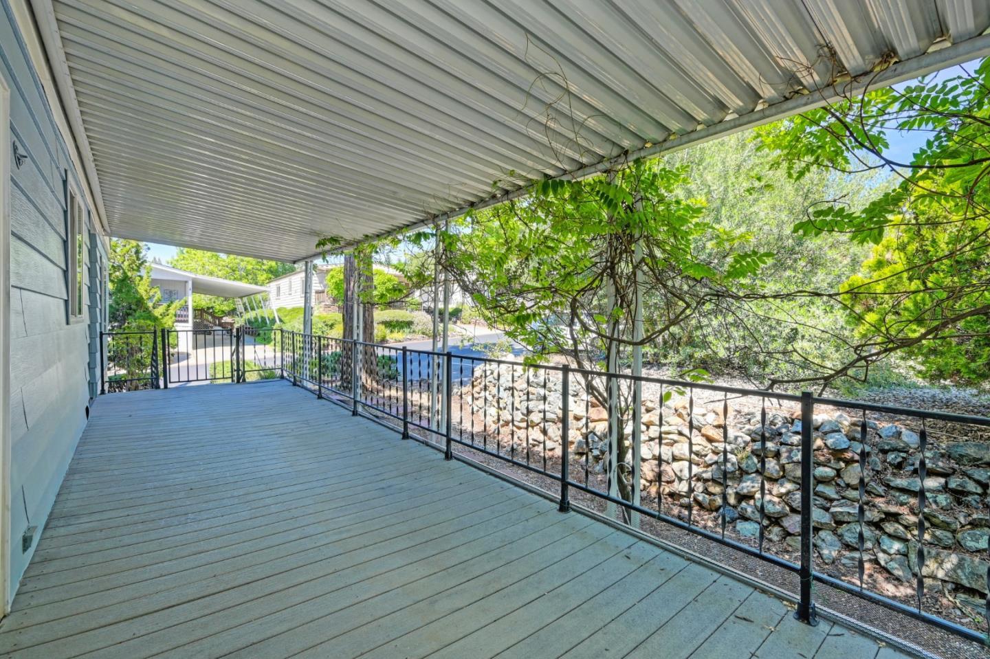 Detail Gallery Image 9 of 47 For 12339 Pepperwood #12339,  Auburn,  CA 95603 - 2 Beds | 2 Baths