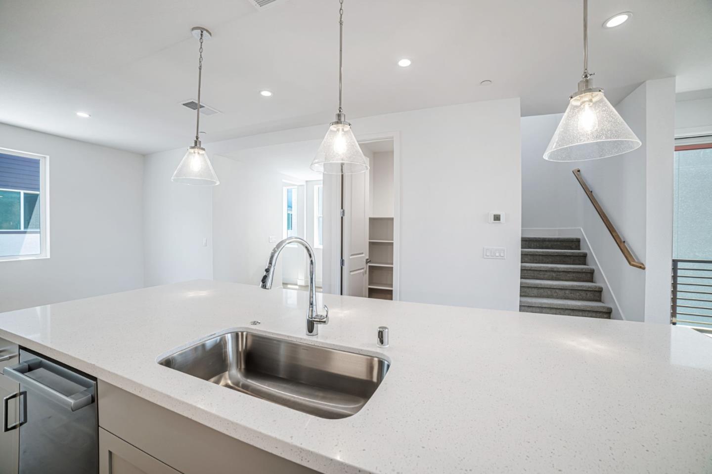 Detail Gallery Image 13 of 27 For 7017 Sunglow Ter, San Ramon,  CA 94583 - 4 Beds | 3/1 Baths