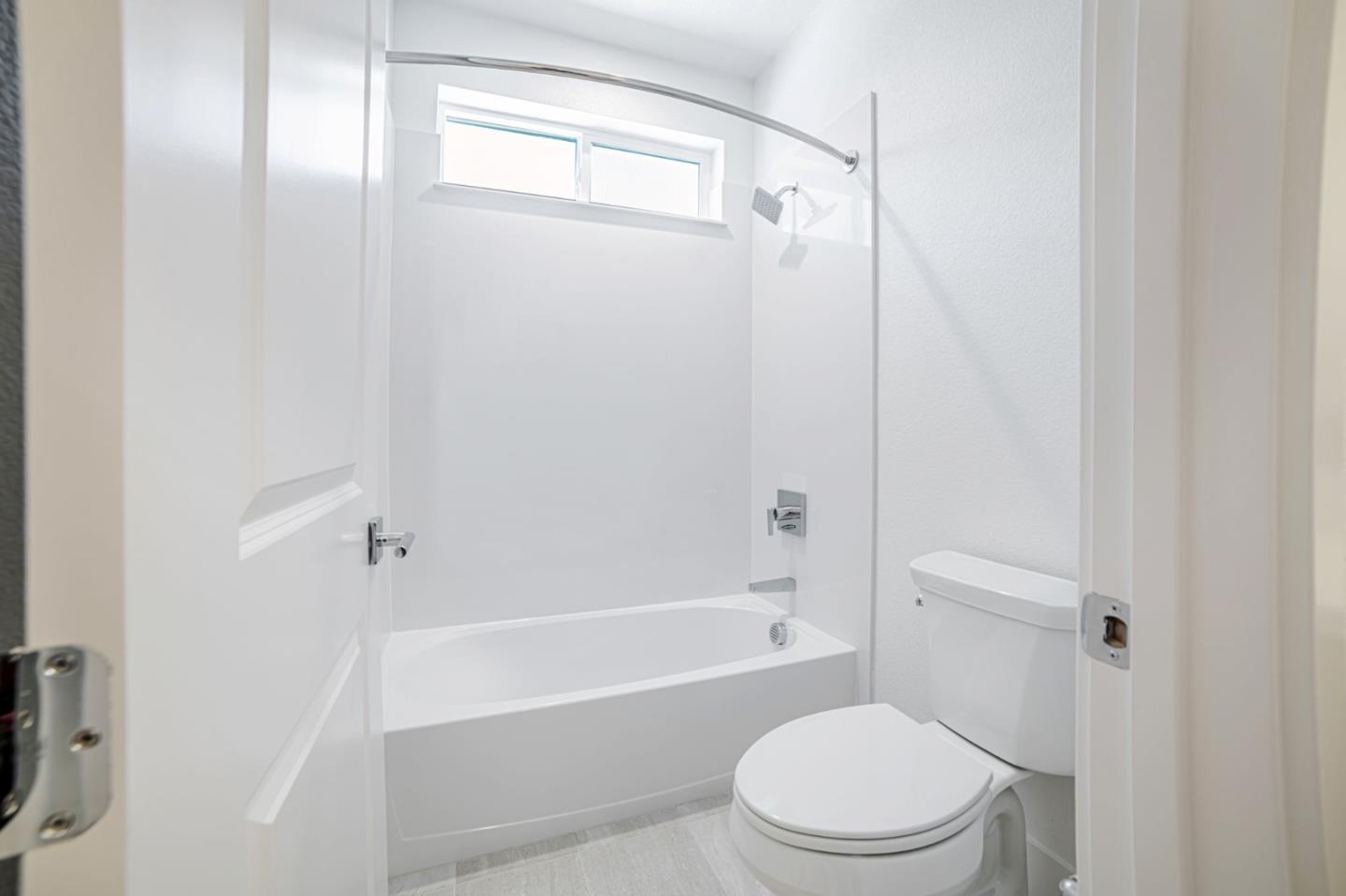 Detail Gallery Image 22 of 27 For 7017 Sunglow Ter, San Ramon,  CA 94583 - 4 Beds | 3/1 Baths