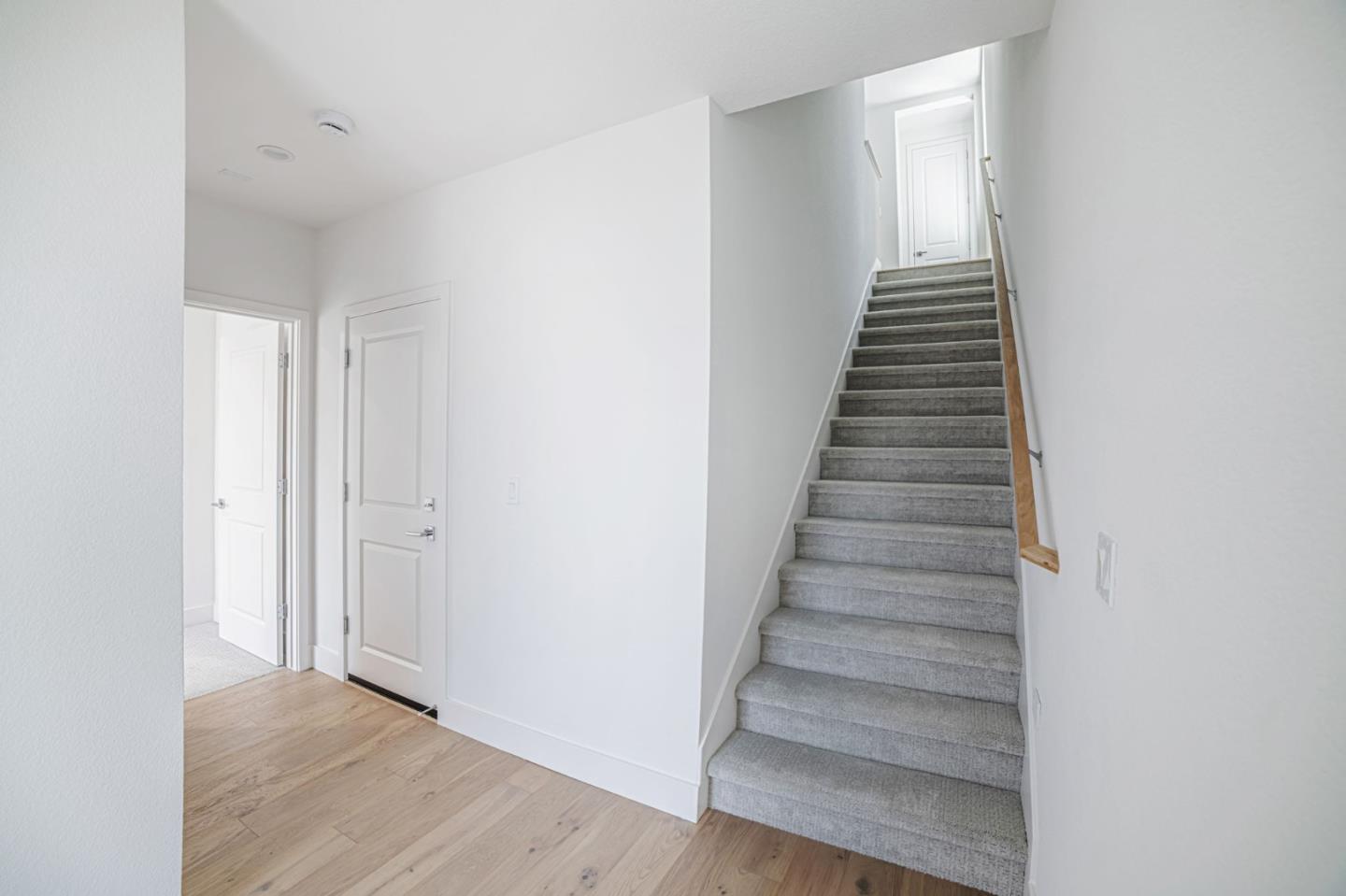 Detail Gallery Image 4 of 27 For 7017 Sunglow Ter, San Ramon,  CA 94583 - 4 Beds | 3/1 Baths