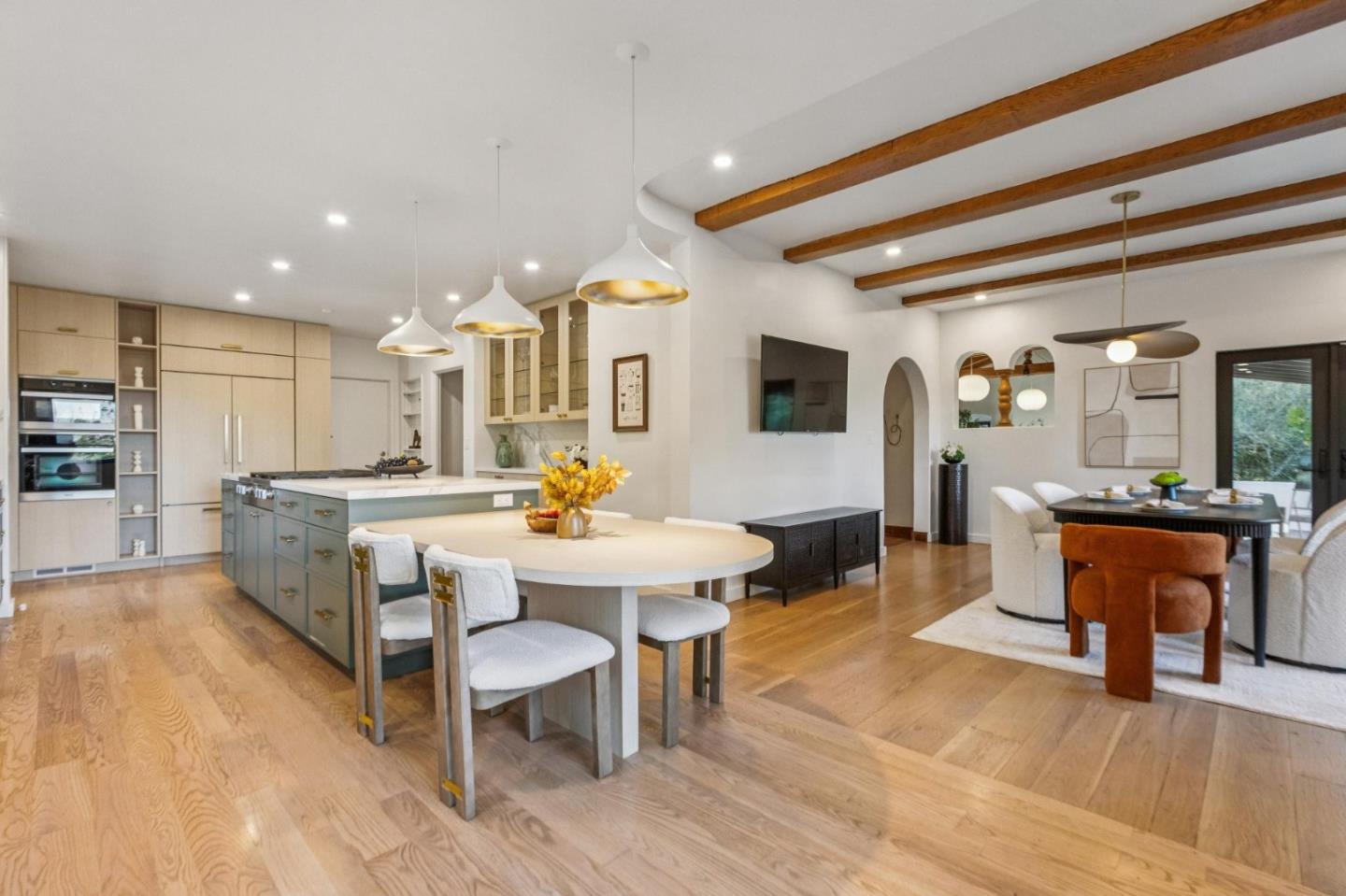 Detail Gallery Image 16 of 67 For 2323 Summit Dr, Hillsborough,  CA 94010 - 5 Beds | 5 Baths