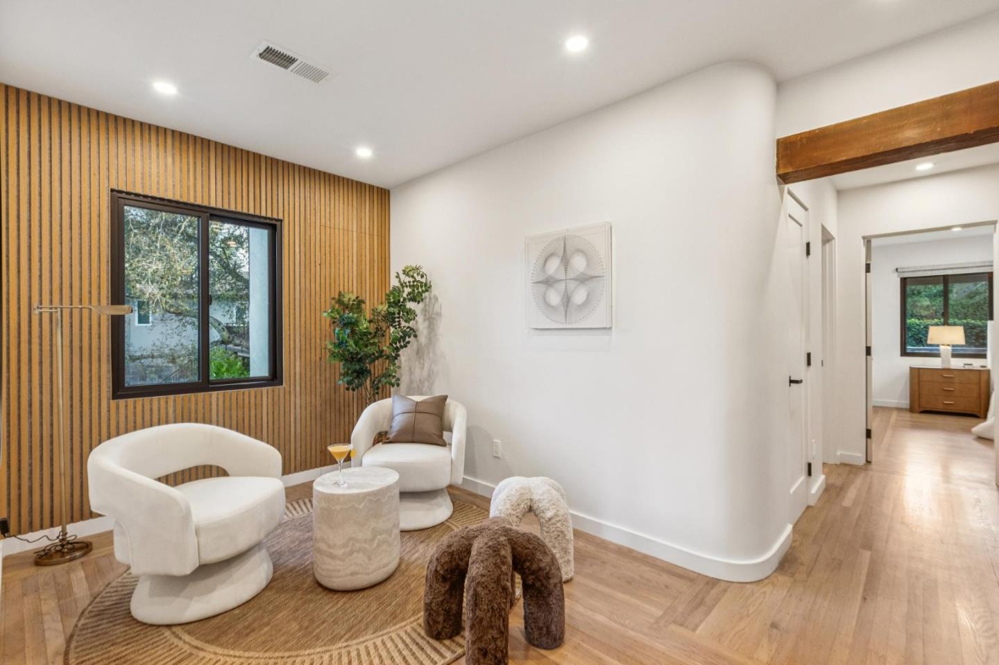 Detail Gallery Image 33 of 67 For 2323 Summit Dr, Hillsborough,  CA 94010 - 5 Beds | 5 Baths