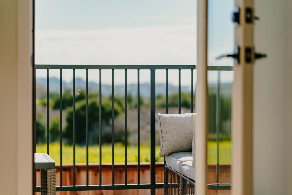 Detail Gallery Image 14 of 39 For 105 Skyline Vista Way, Watsonville,  CA 95076 - 3 Beds | 3/1 Baths