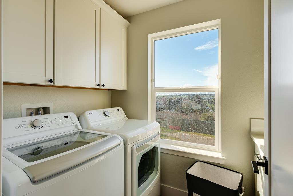 Detail Gallery Image 32 of 39 For 105 Skyline Vista Way, Watsonville,  CA 95076 - 3 Beds | 3/1 Baths