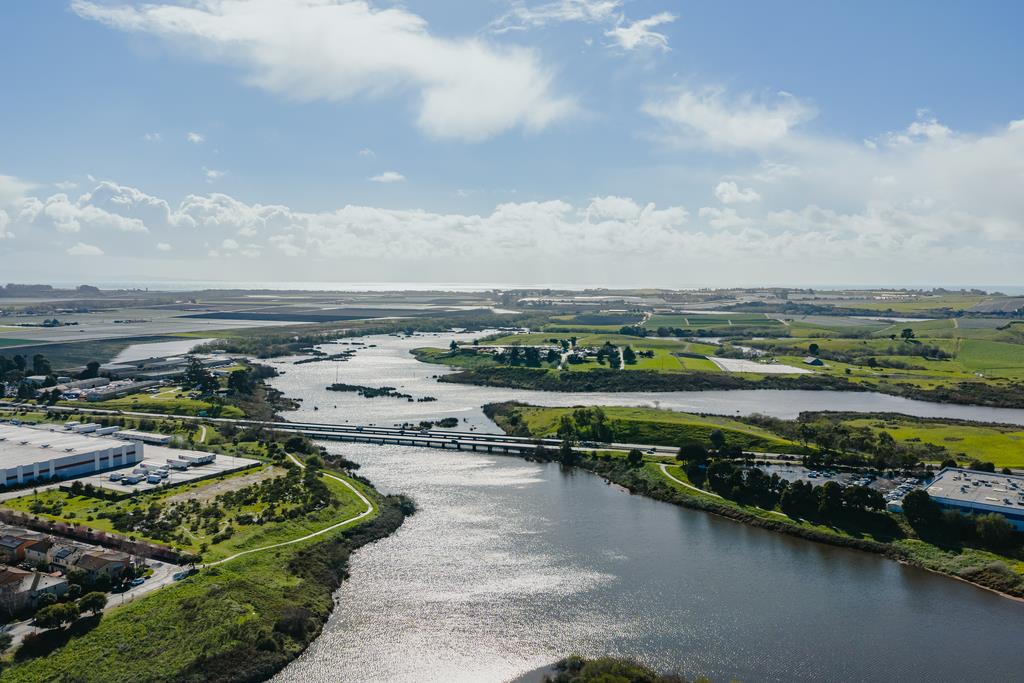 Detail Gallery Image 39 of 39 For 105 Skyline Vista Way, Watsonville,  CA 95076 - 3 Beds | 3/1 Baths