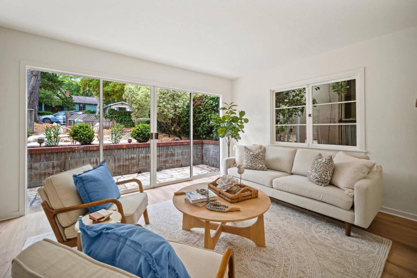 Detail Gallery Image 3 of 10 For 0 Palou 8 Nw of Casanova, Carmel,  CA 93921 - 2 Beds | 1 Baths