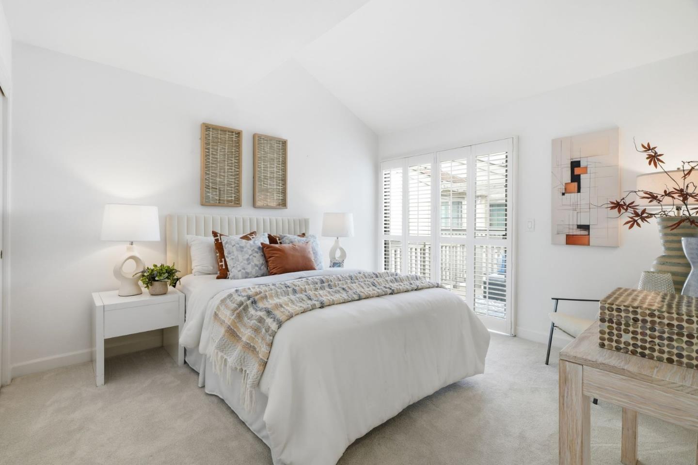 Detail Gallery Image 20 of 31 For 19713 Vineyard Ln, Saratoga,  CA 95070 - 2 Beds | 2/1 Baths