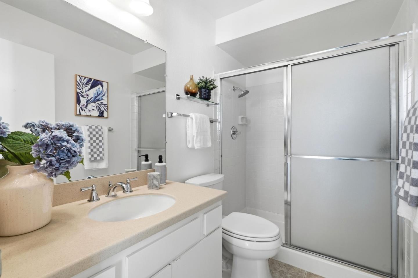 Detail Gallery Image 21 of 31 For 19713 Vineyard Ln, Saratoga,  CA 95070 - 2 Beds | 2/1 Baths