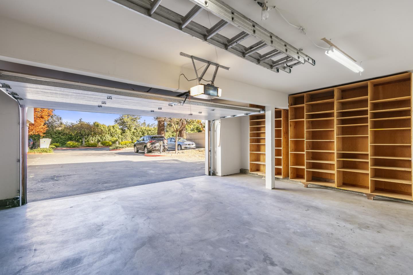 Detail Gallery Image 22 of 31 For 19713 Vineyard Ln, Saratoga,  CA 95070 - 2 Beds | 2/1 Baths