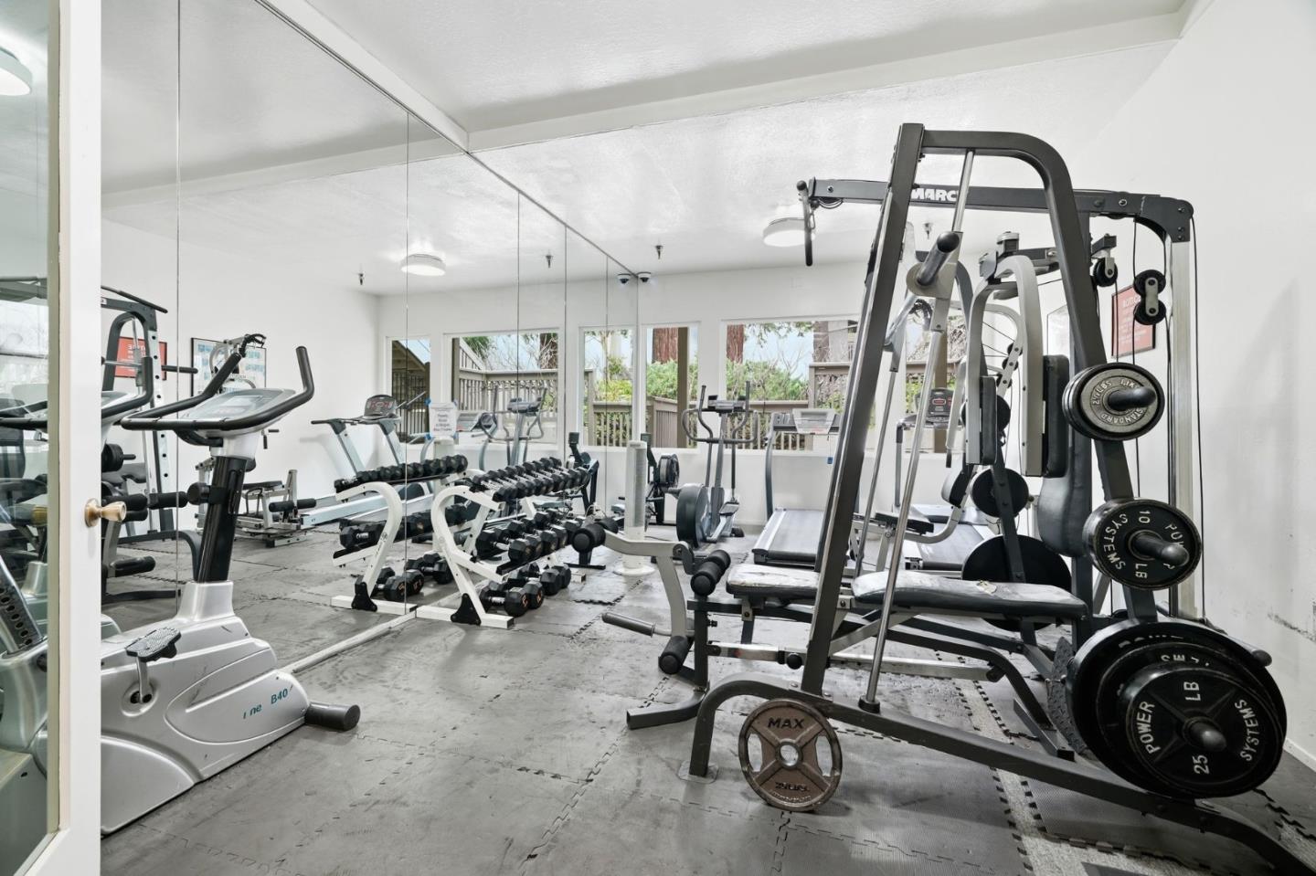 Detail Gallery Image 28 of 31 For 19713 Vineyard Ln, Saratoga,  CA 95070 - 2 Beds | 2/1 Baths