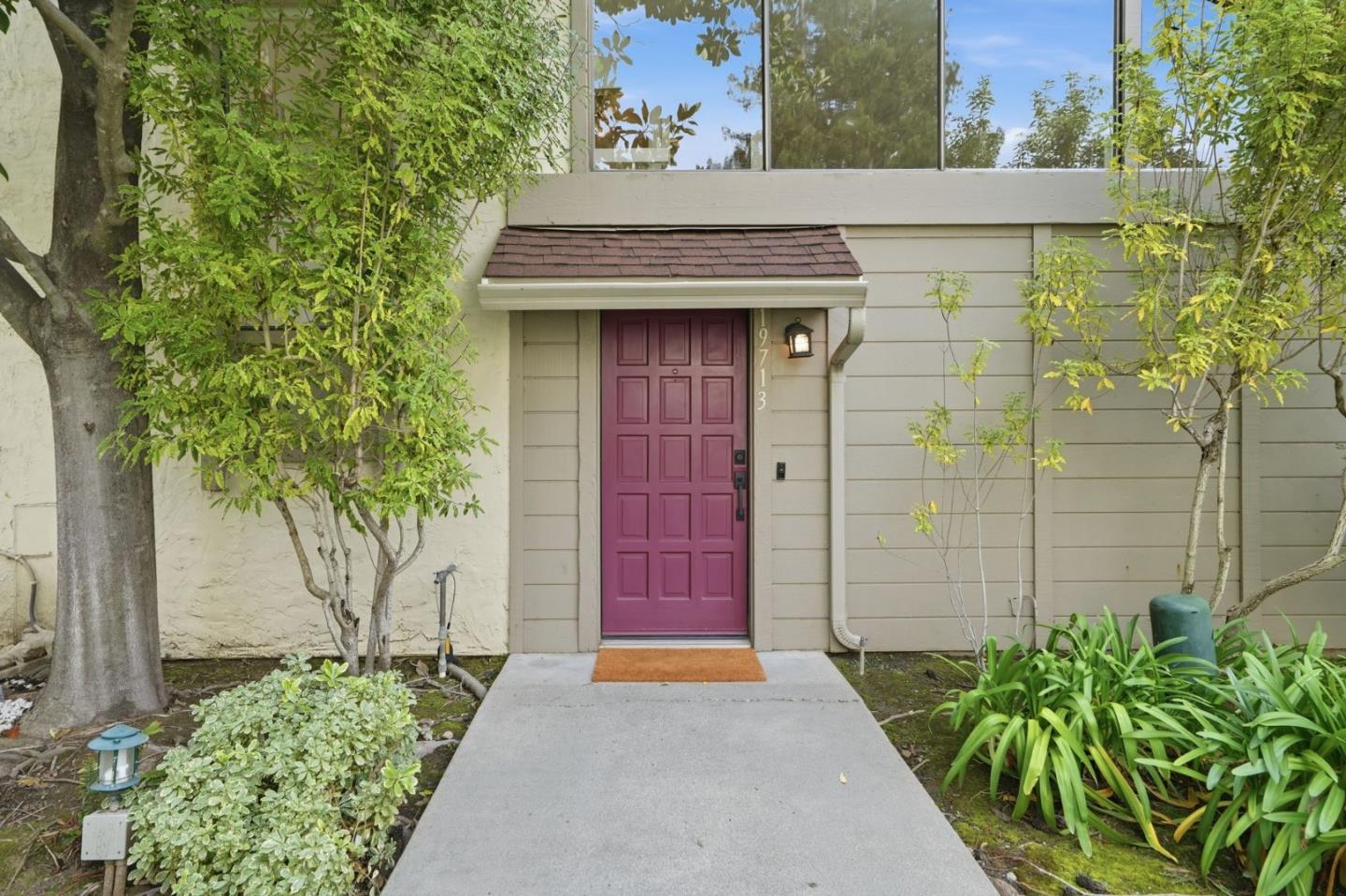 Detail Gallery Image 6 of 31 For 19713 Vineyard Ln, Saratoga,  CA 95070 - 2 Beds | 2/1 Baths