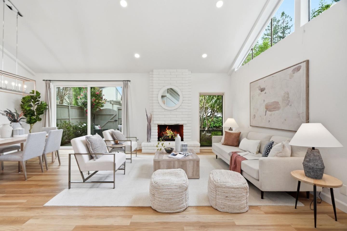 Detail Gallery Image 7 of 31 For 19713 Vineyard Ln, Saratoga,  CA 95070 - 2 Beds | 2/1 Baths