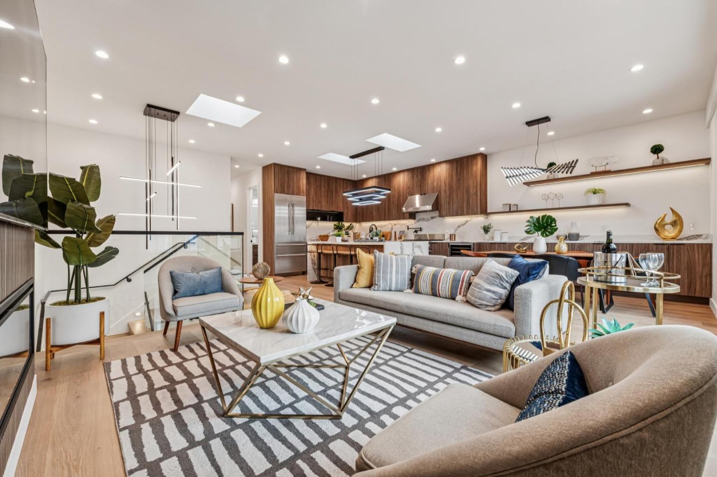 Detail Gallery Image 12 of 81 For 1354 29th Ave, San Francisco,  CA 94122 - 4 Beds | 4 Baths