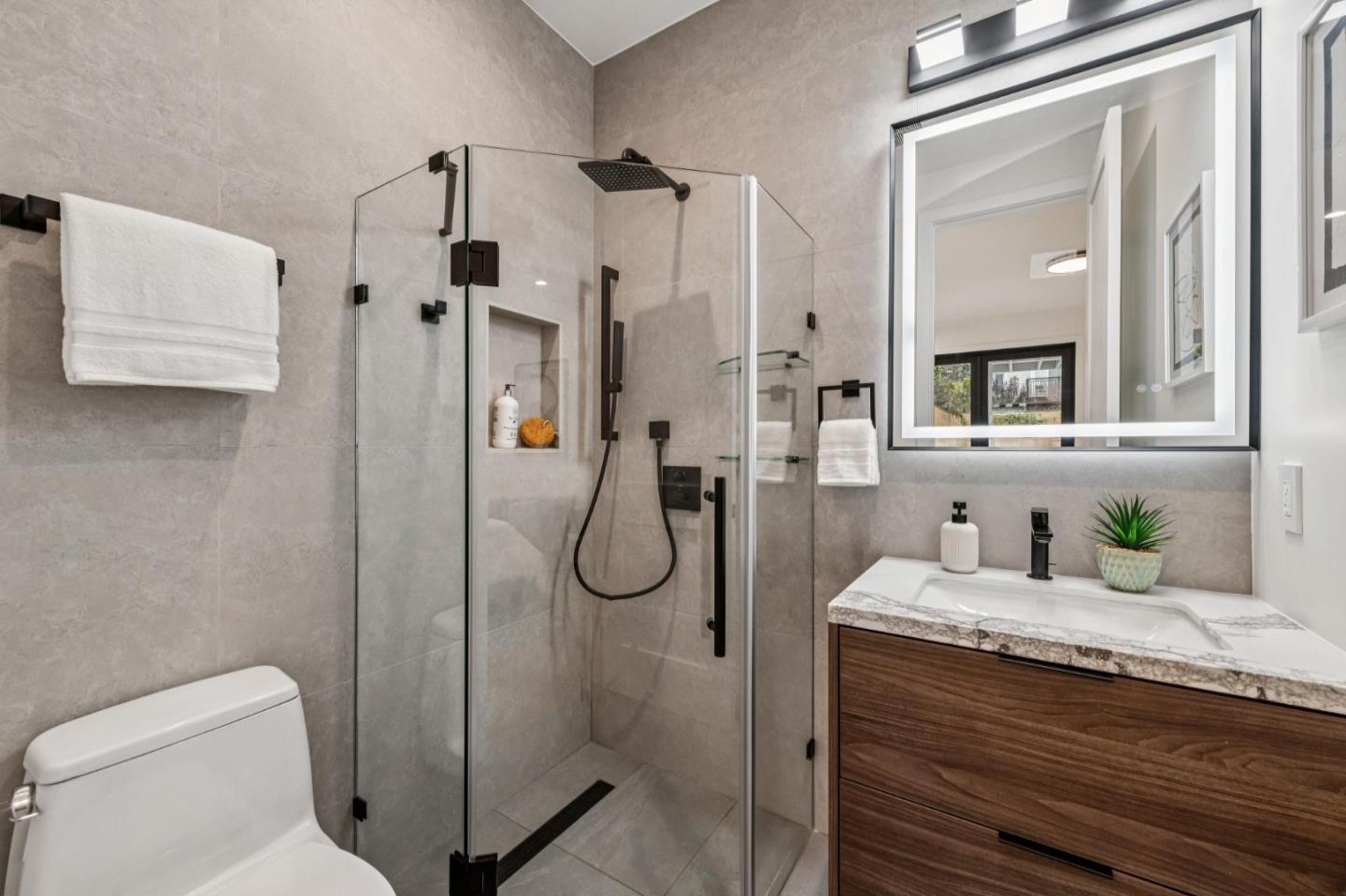 Detail Gallery Image 60 of 81 For 1354 29th Ave, San Francisco,  CA 94122 - 4 Beds | 4 Baths