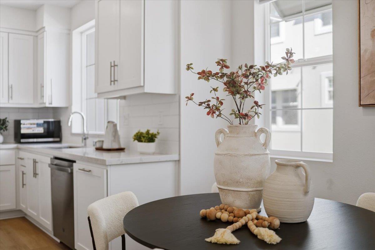 Detail Gallery Image 15 of 40 For 9343 Ocean Park Way, Newark,  CA 94560 - 2 Beds | 2/1 Baths