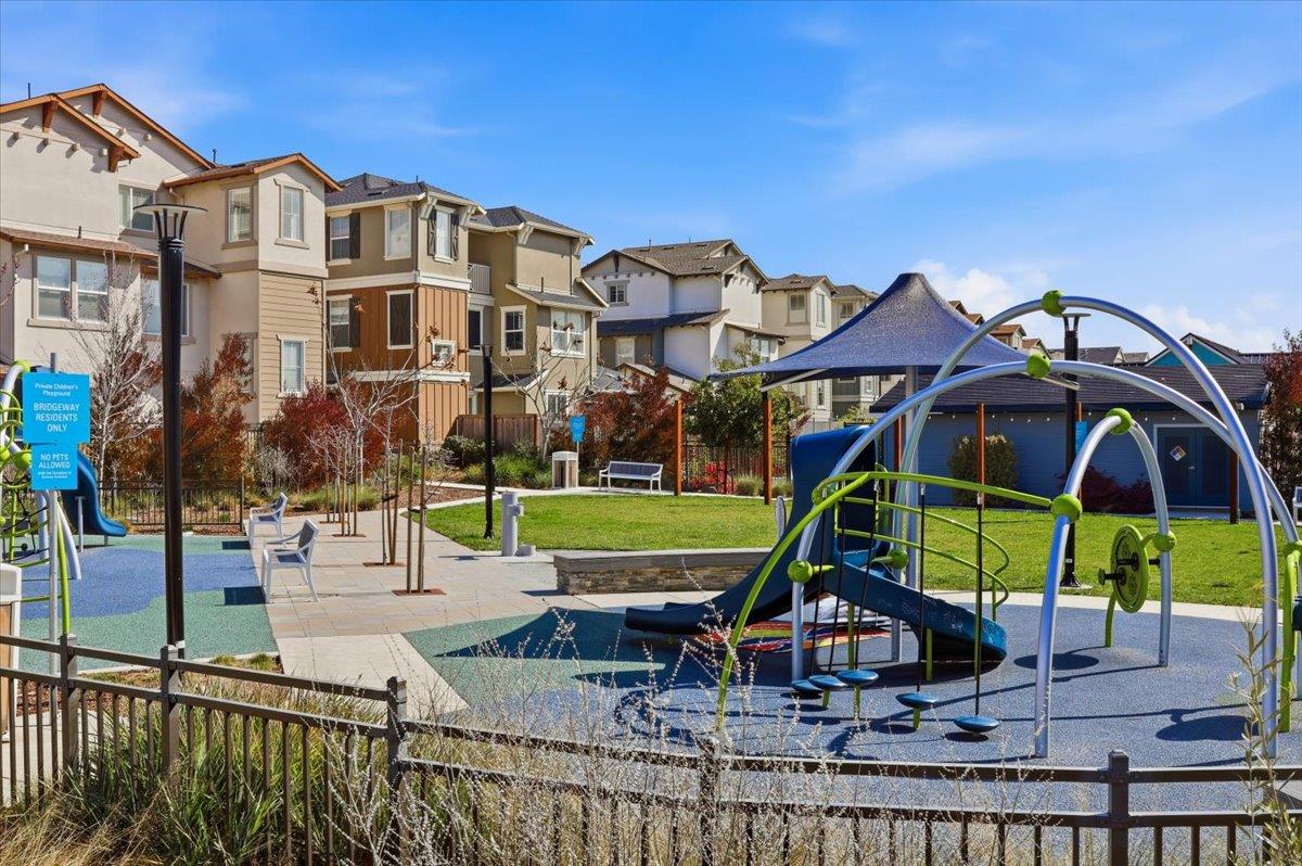 Detail Gallery Image 38 of 40 For 9343 Ocean Park Way, Newark,  CA 94560 - 2 Beds | 2/1 Baths