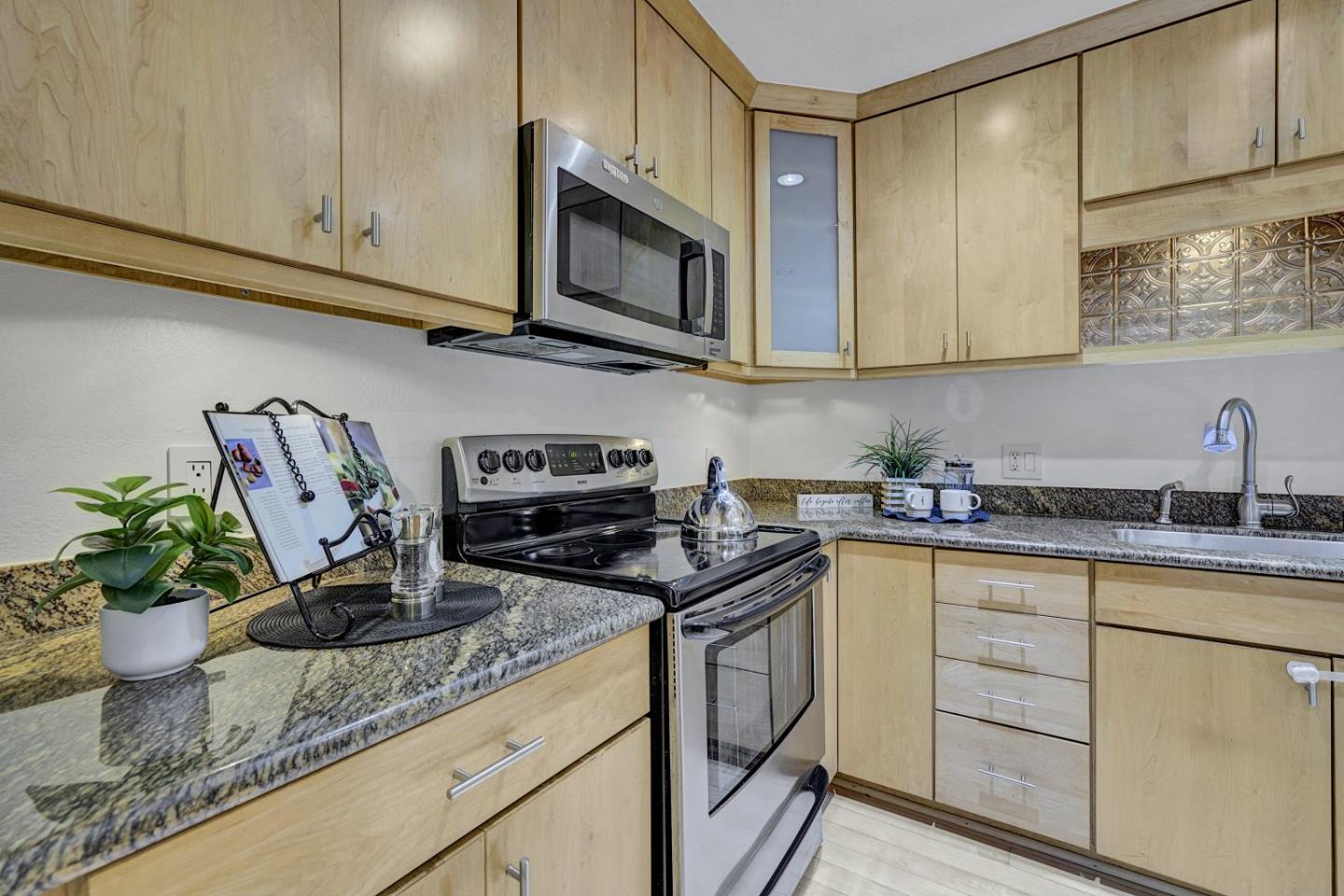 Photo #11: ML82036662 Listing: Photo #11