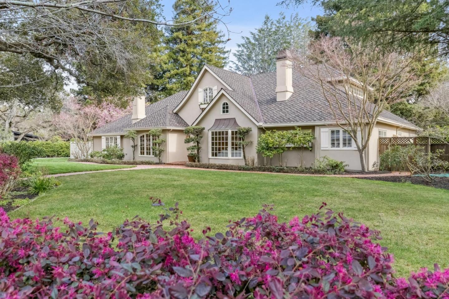 Detail Gallery Image 2 of 49 For 58 Deodora Dr, Atherton,  CA 94027 - 5 Beds | 3/2 Baths