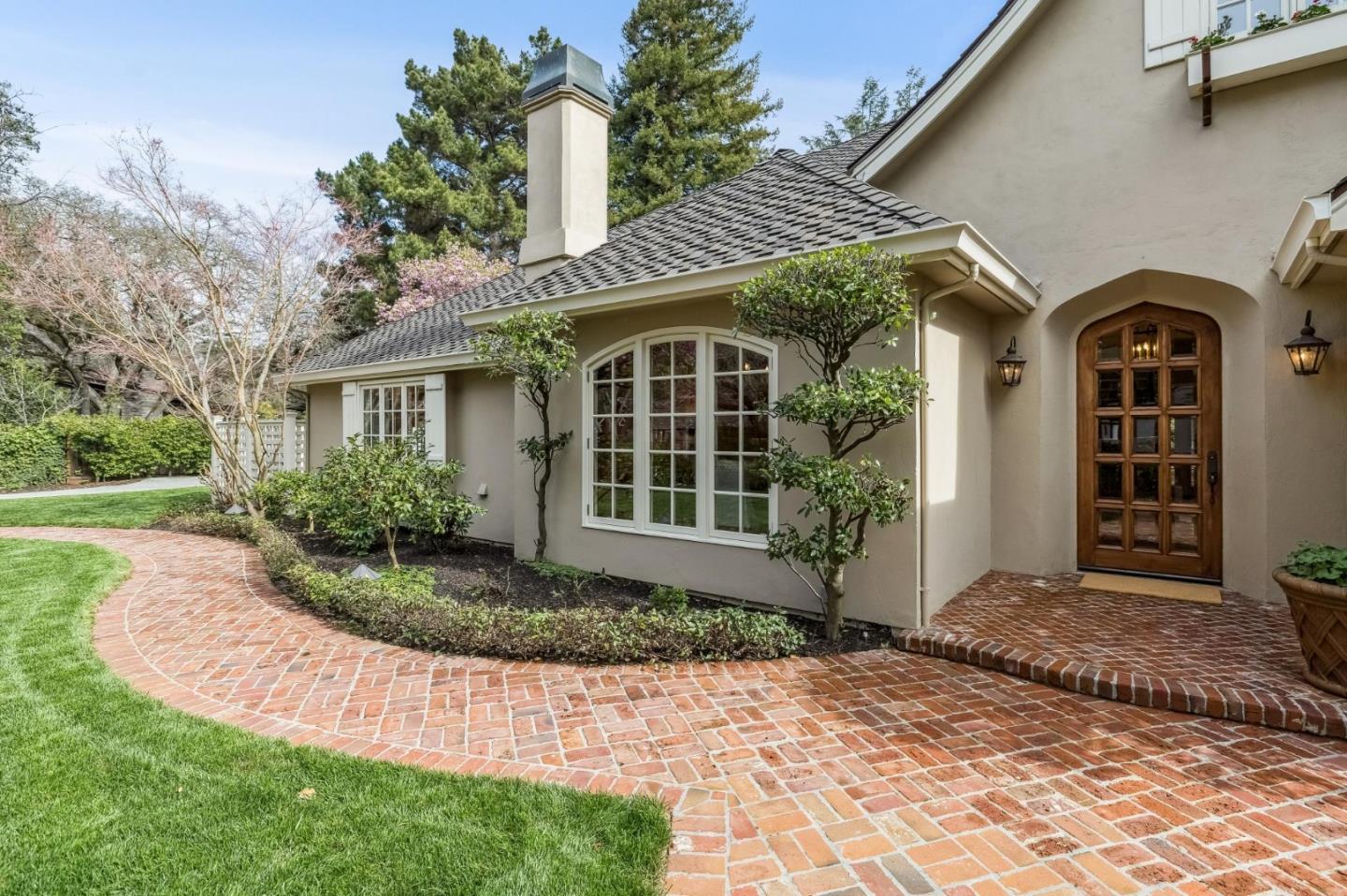 Detail Gallery Image 4 of 49 For 58 Deodora Dr, Atherton,  CA 94027 - 5 Beds | 3/2 Baths