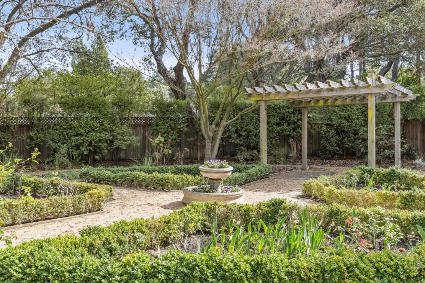 Detail Gallery Image 47 of 49 For 58 Deodora Dr, Atherton,  CA 94027 - 5 Beds | 3/2 Baths