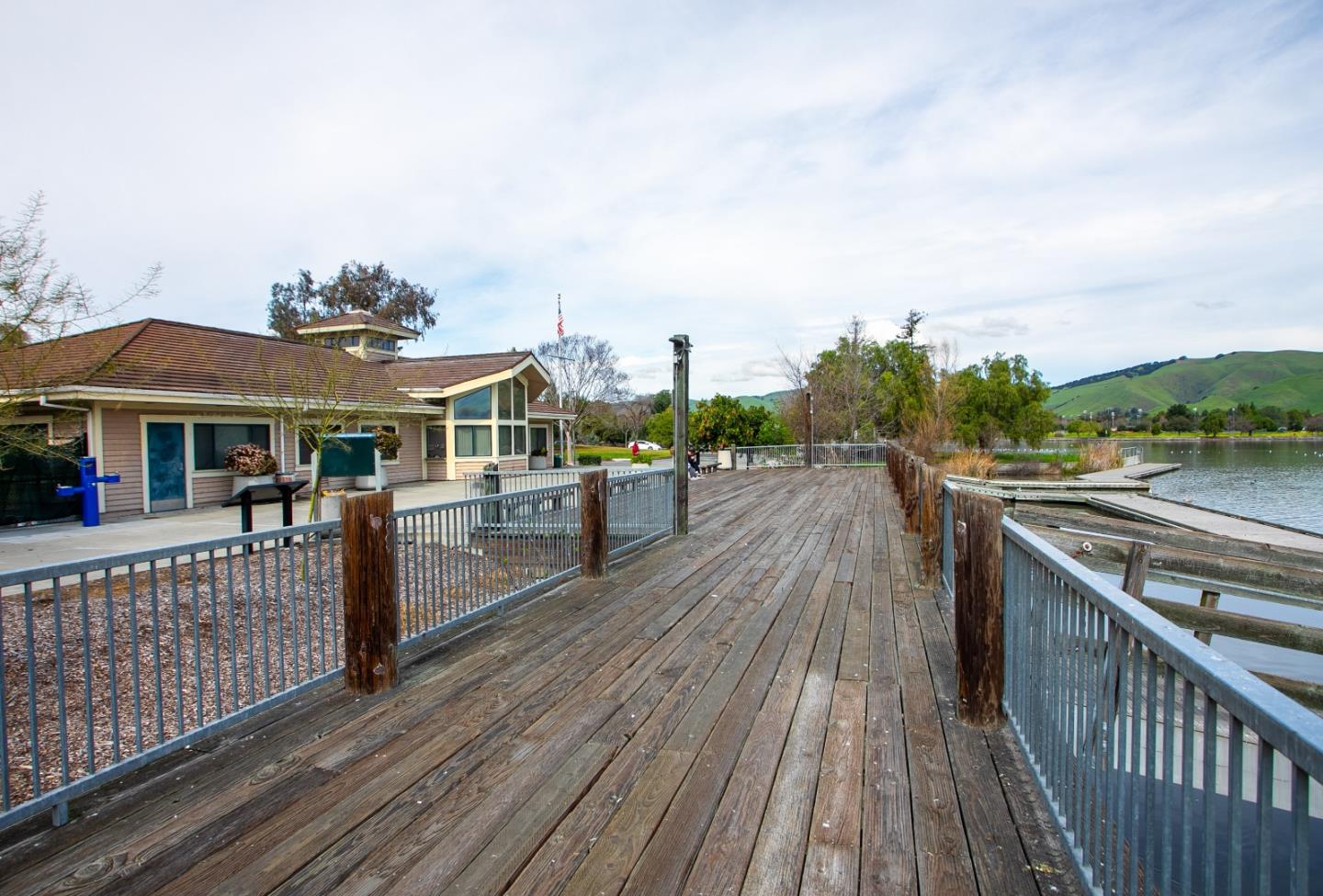 Detail Gallery Image 20 of 21 For 3674 Oakwood Ter #302,  Fremont,  CA 94536 - 1 Beds | 1 Baths